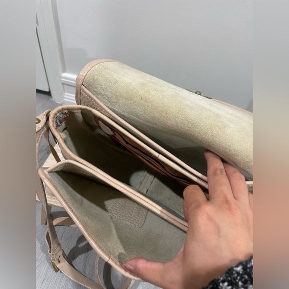 Vintage Dooney & Bourke Compartment Flap Bag in Bone with Bone Trim - Picture 8 of 13